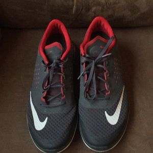 Men’s Nike Tennis Shoes
